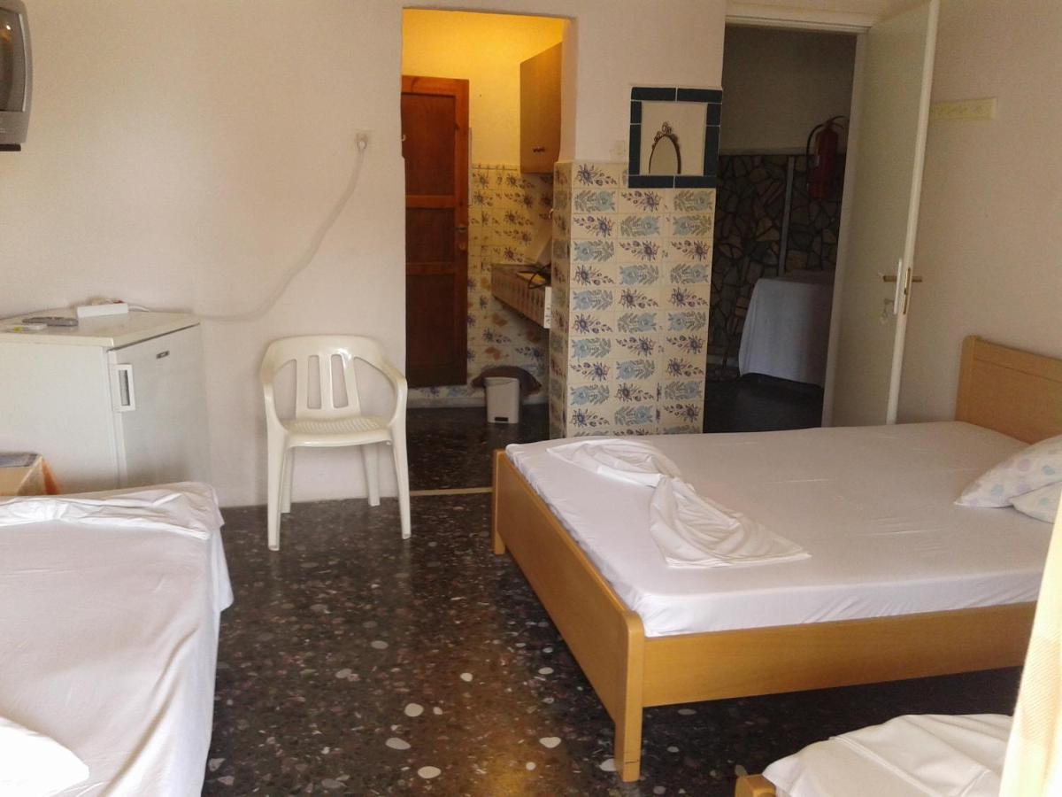 Miltos Rooms Leptokaryá Exterior foto
